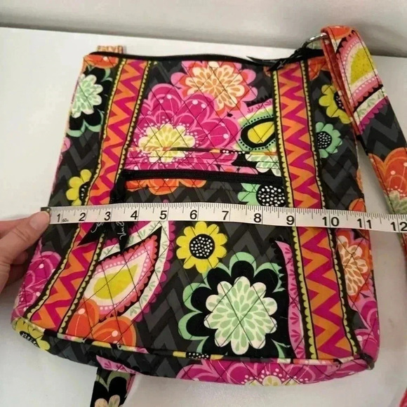 Vera  Bradley Ziggy Zinnia Pink Orange Floral Iconic Hipster Crossbody Zip Bag - Picture 8 of 9